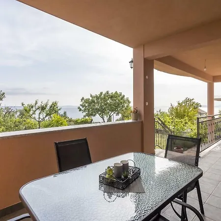 Apartman Kristic Apartamento Podstrana