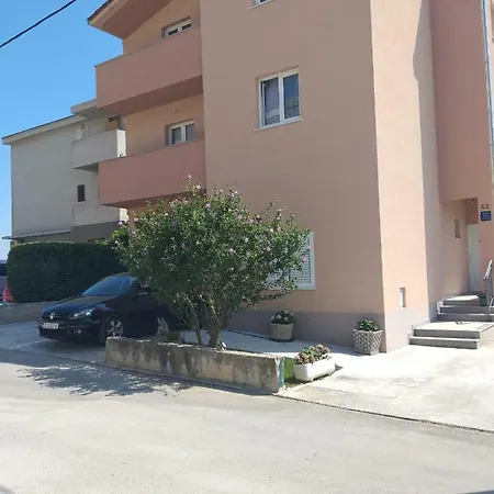Apartamento Apartman Kristic *